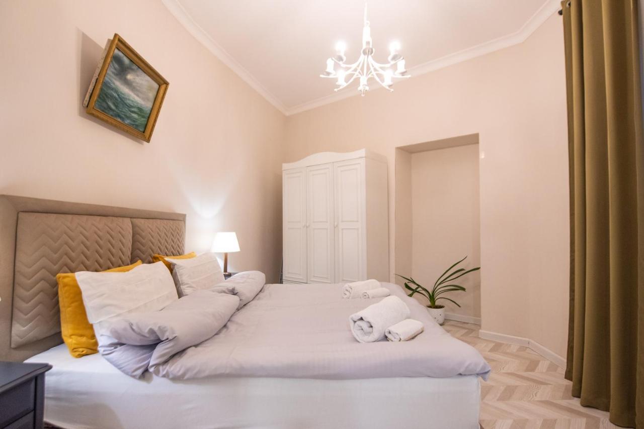 Апартаменты Old Town-booking