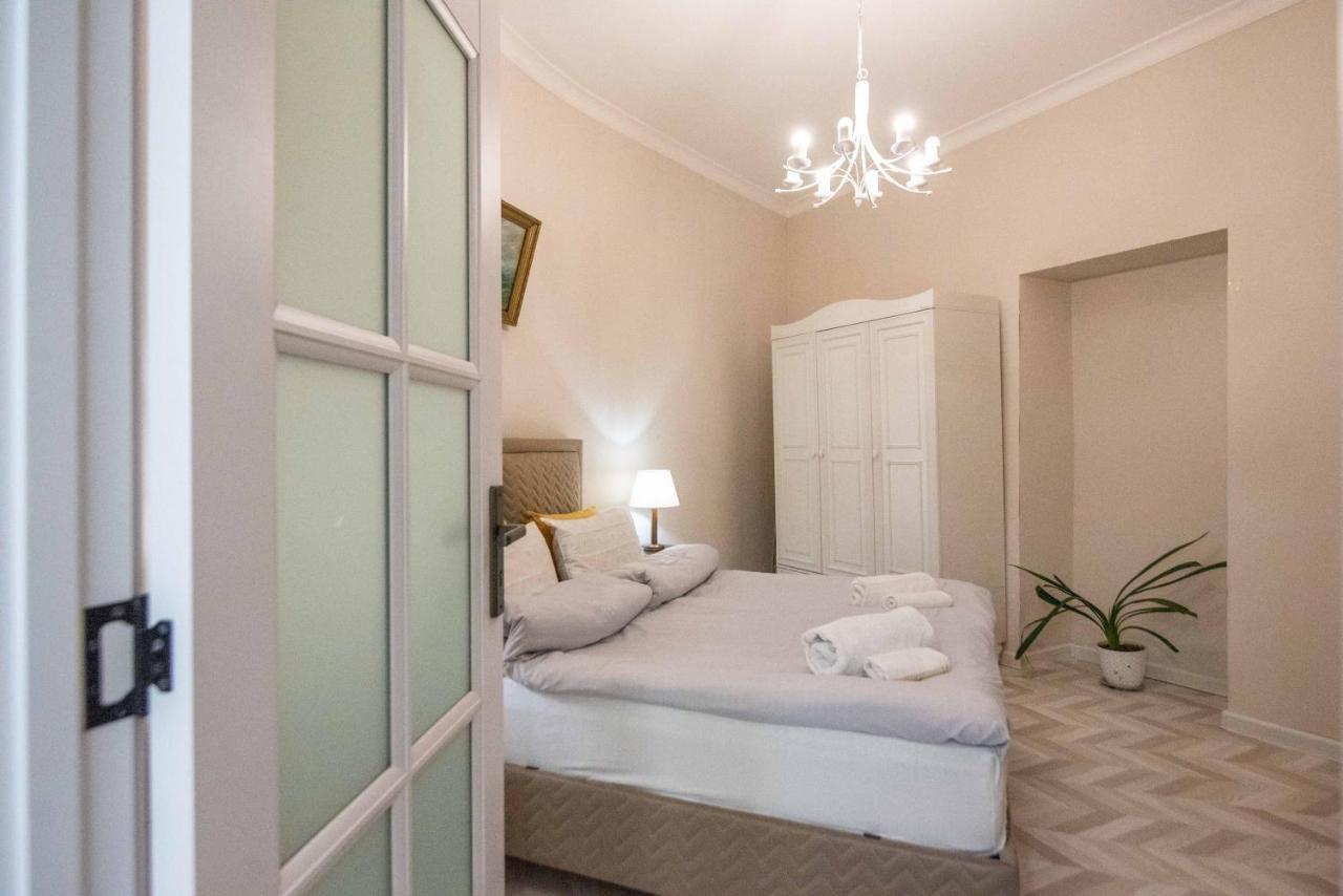 Апартаменты Old Town-booking *
